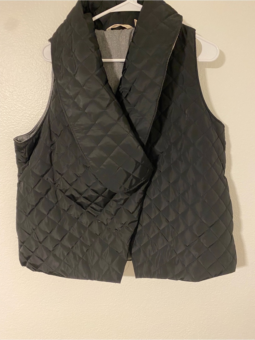 Quilted Shawl Collar Sleeveless Vest - Black